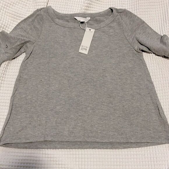 NWT- BB Dakota - XS. Bell Sleeve - Picture 6 of 10